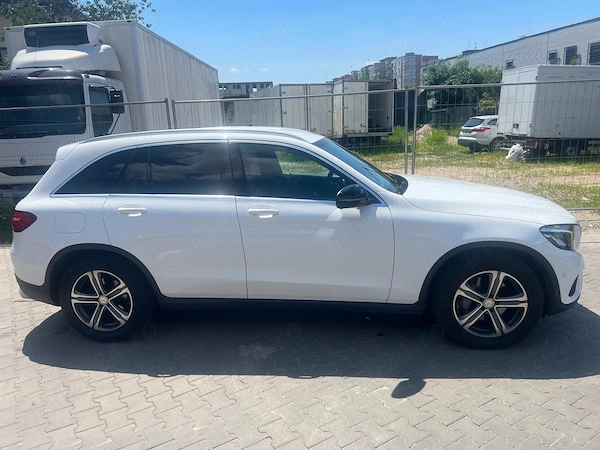 MERCEDES-BENZ GLC 2016 — imagine 2