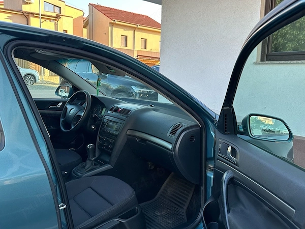SKODA Octavia 2006 — imagine 5