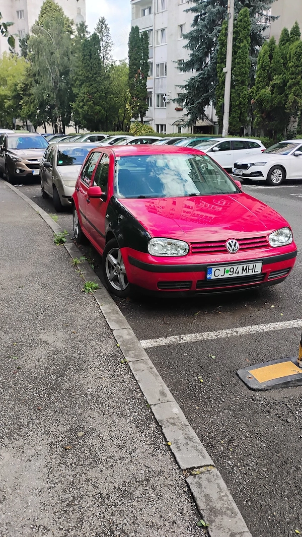 VOLKSWAGEN Golf 2001