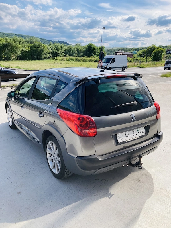 PEUGEOT 207 2008 — imagine 2