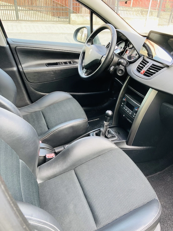PEUGEOT 207 2008 — imagine 7