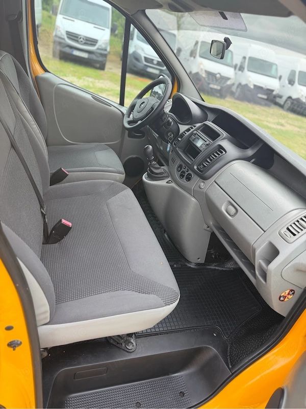 OPEL Vivaro 2013 — imagine 8