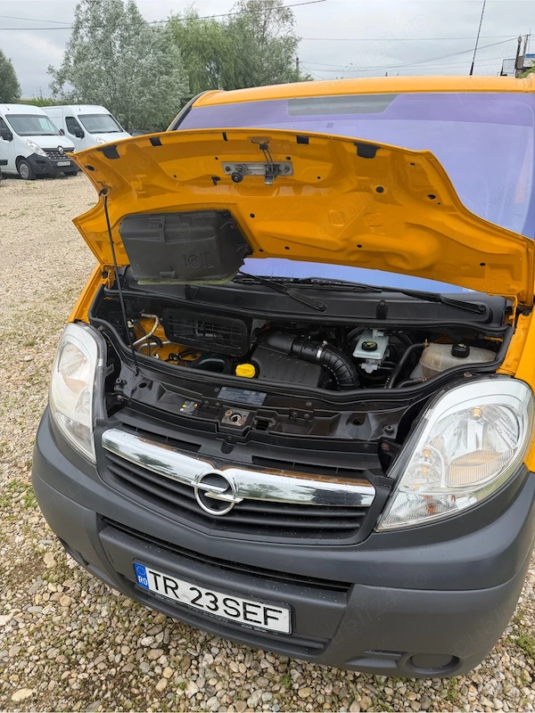 OPEL Vivaro 2013 — imagine 9