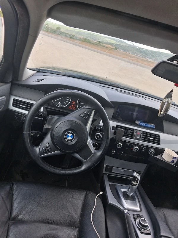 BMW 5 Series 2009 — imagine 3