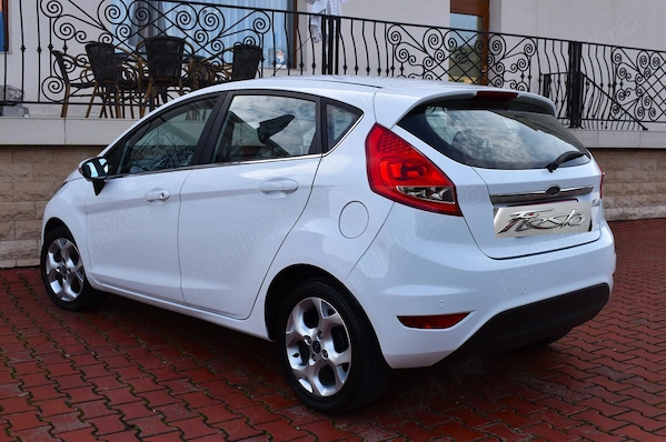 FORD Fiesta 2010 — imagine 3