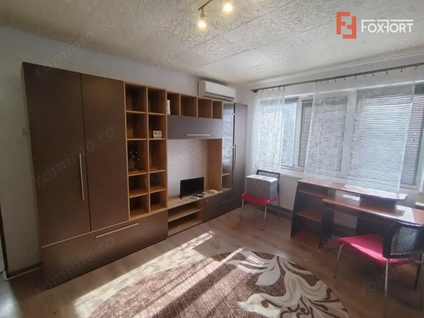 Apartament cu 2 camere de vanzare in Timisoara, zona P-ta Doina — fotografia 2