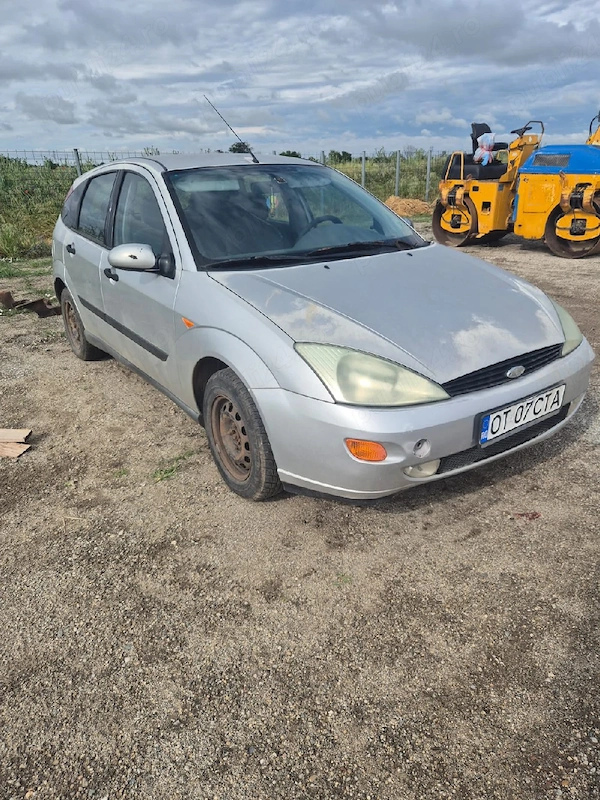 FORD Focus 2000 — imagine 5