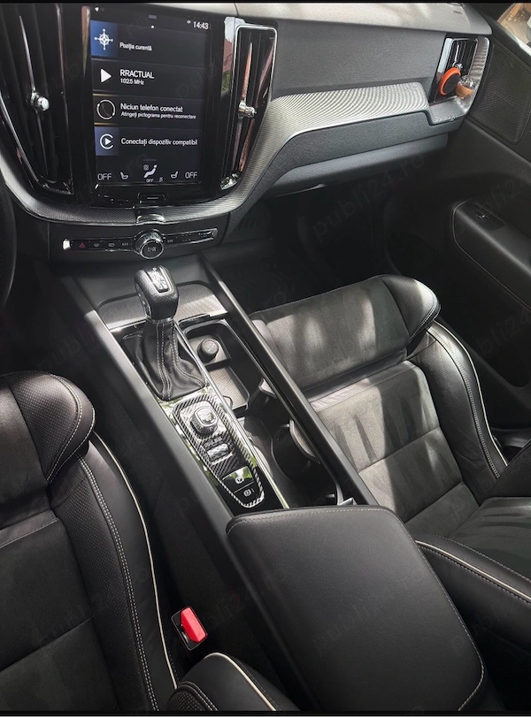 VOLVO XC60 0