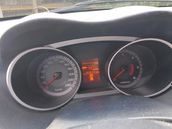 MITSUBISHI Outlander 2008