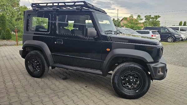 SUZUKI Jimny 2023 — imagine 4