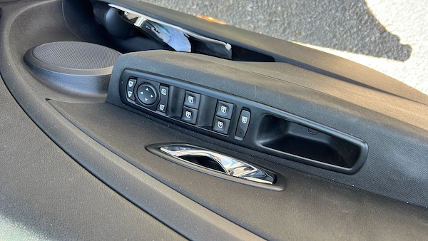 RENAULT Megane 2011 — imagine 10