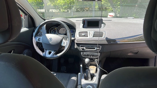 RENAULT Megane 2011 — imagine 7