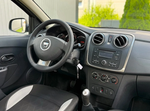 DACIA Sandero Stepway 2013 — imagine 11