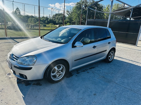 VOLKSWAGEN Golf 2005 — imagine 4