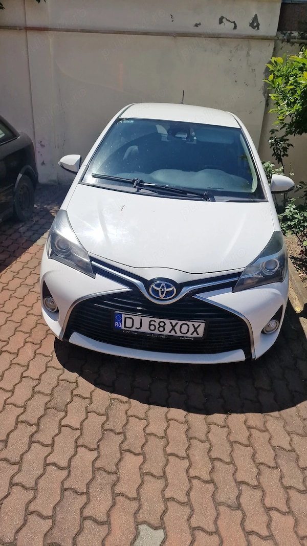 TOYOTA Yaris 2017 — imagine 4