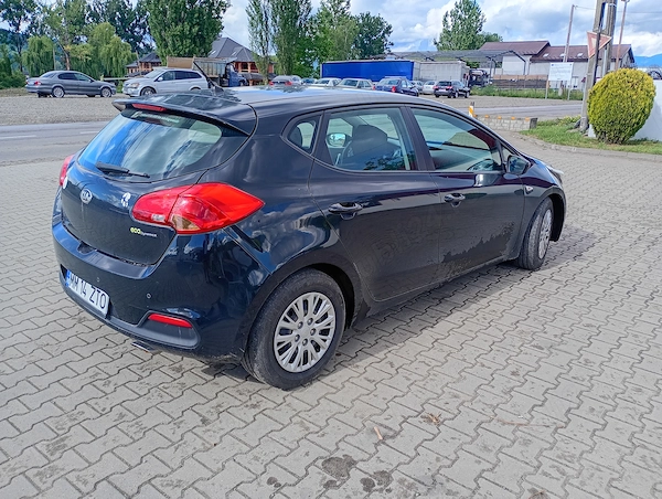 KIA Ceed 2012 — imagine 3