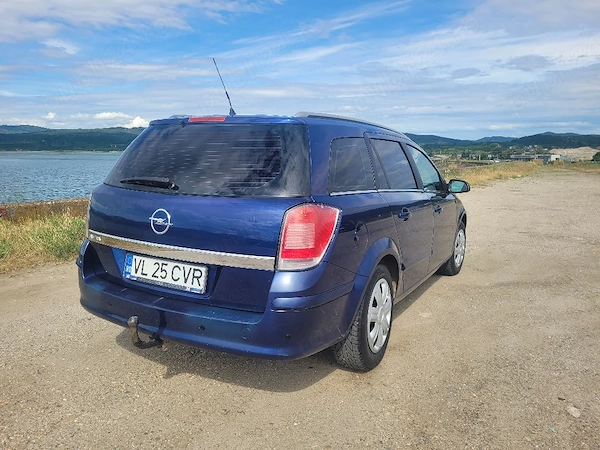 OPEL Astra 2005 — imagine 3
