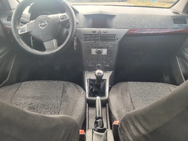 OPEL Astra 2005 — imagine 2