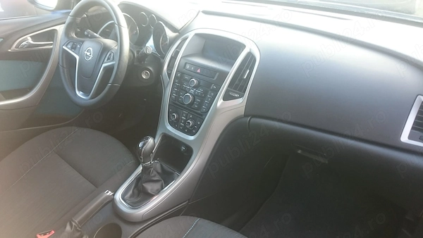 OPEL Astra 2011 — imagine 4