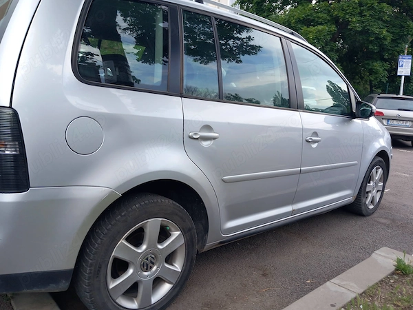 VOLKSWAGEN Touran 2010 — imagine 2