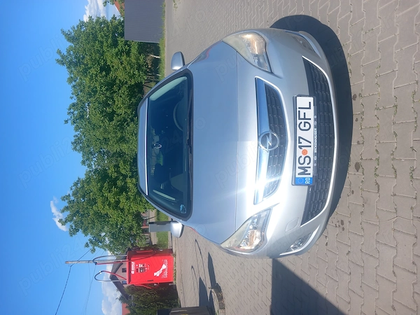 OPEL Astra 2011 — imagine 5