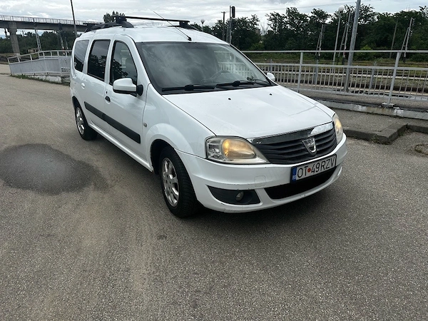 DACIA Logan 2012
