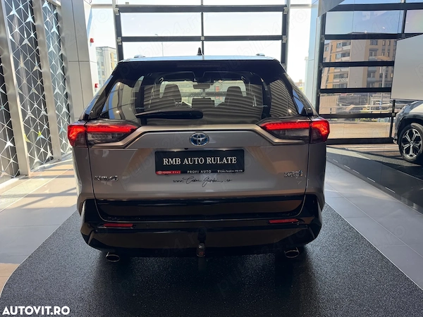TOYOTA RAV4 2024 — imagine 3