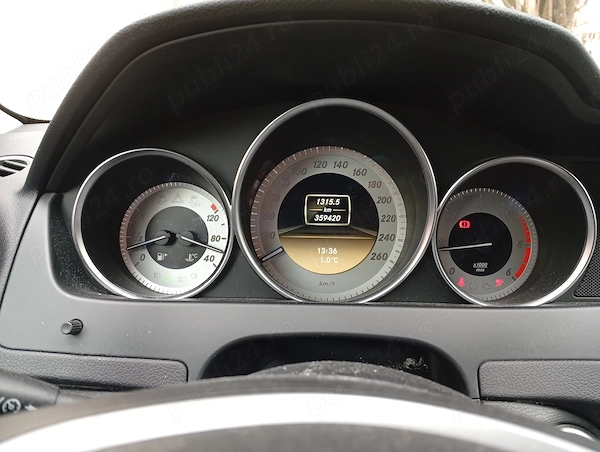 MERCEDES-BENZ C-Class 2011 — imagine 5