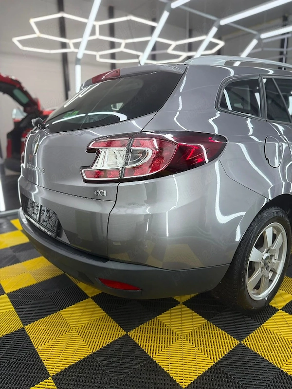 RENAULT Megane 2014 — imagine 2