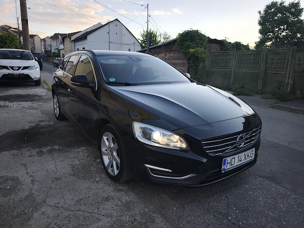 VOLVO V60 2016 — imagine 3