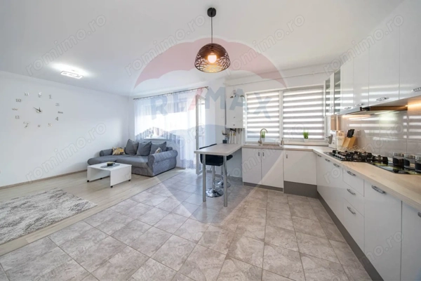 Apartament de vânzare cu 2 camere și loc de parcare la Subcetate — fotografia 3