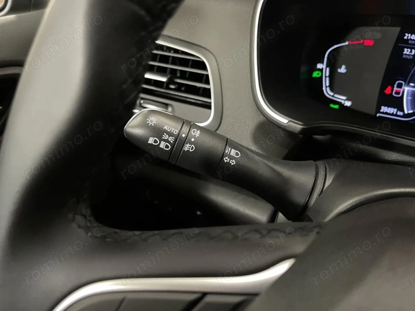 RENAULT Megane 2023 — imagine 19