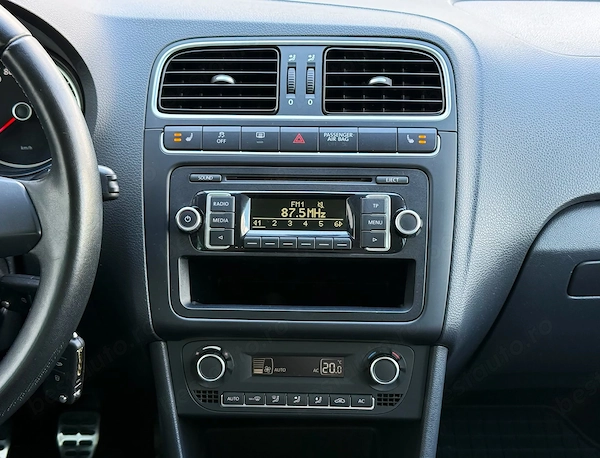VOLKSWAGEN Polo 2011 — imagine 13