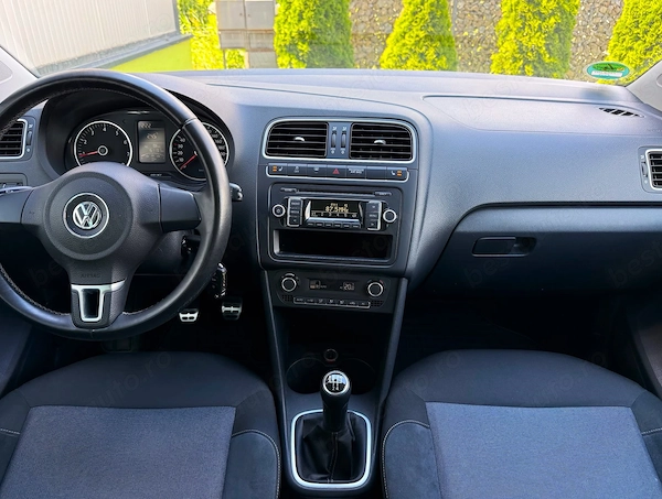 VOLKSWAGEN Polo 2011 — imagine 12