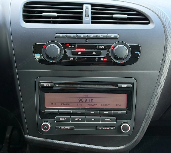 SEAT Leon 2012 — imagine 12