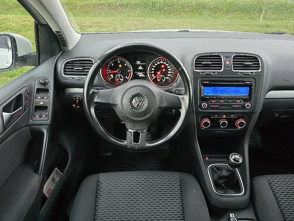VOLKSWAGEN Golf 2010 — imagine 5