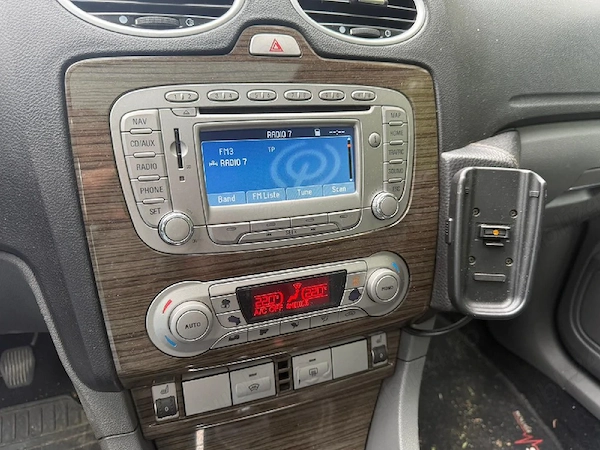 FORD Focus 2009 — imagine 8