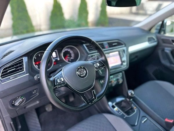VOLKSWAGEN Tiguan 2016 — imagine 3