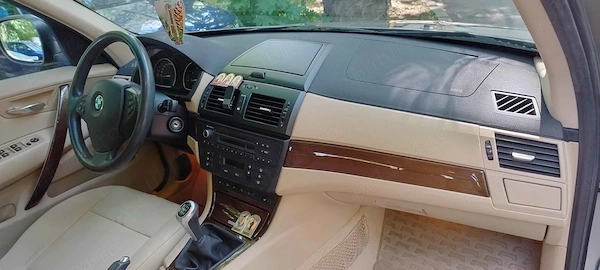 BMW 3 Series 2010 — imagine 8