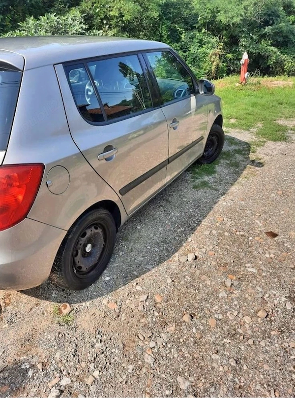 SKODA Fabia 2009 — imagine 5