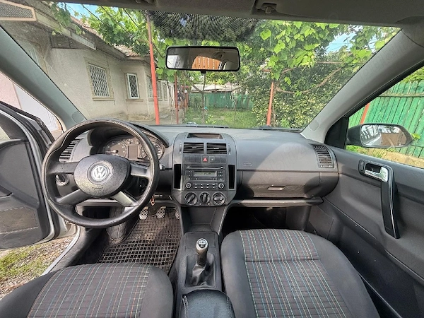 VOLKSWAGEN Polo 2006 — imagine 3
