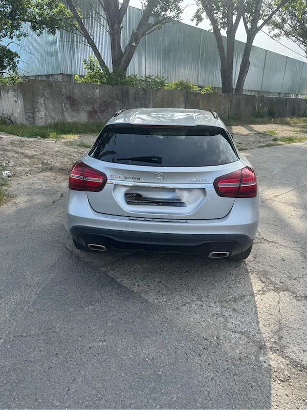 MERCEDES-BENZ E-Class 2019 — imagine 2