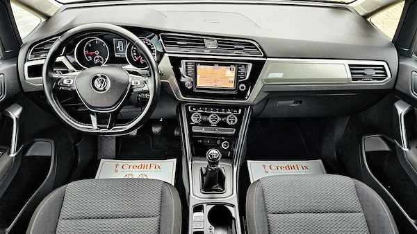 VOLKSWAGEN Touran 2016 — imagine 6