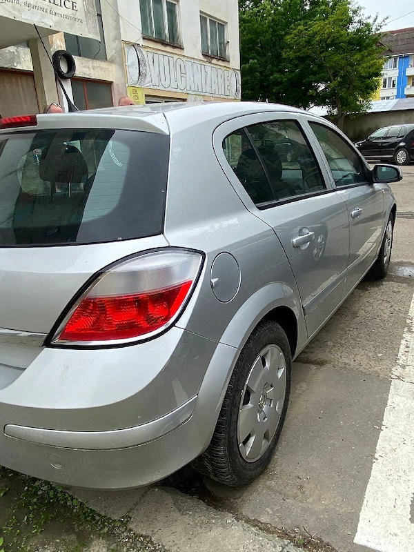 OPEL Astra 2004 — imagine 4