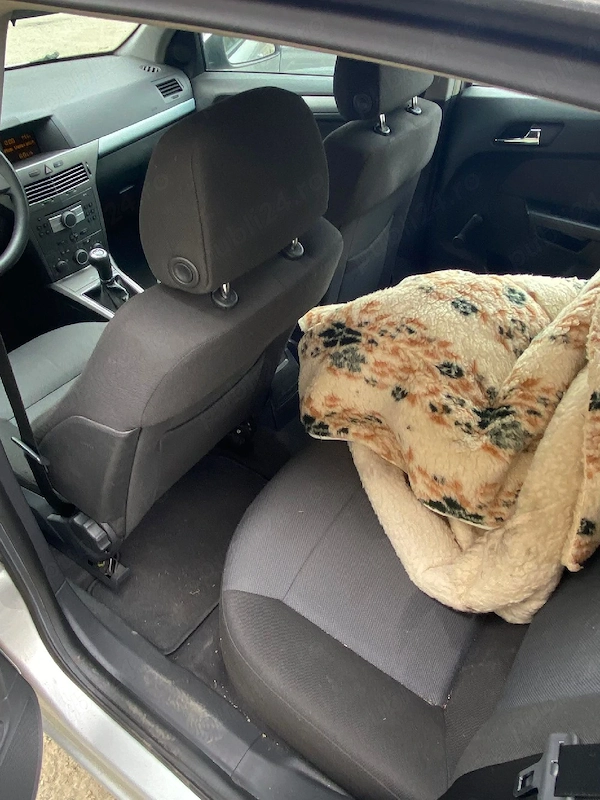 OPEL Astra 2004