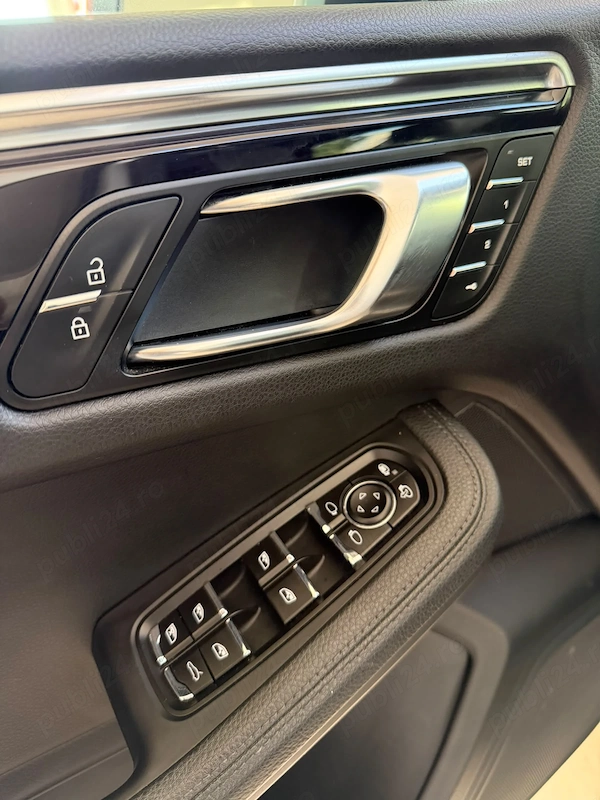PORSCHE Macan 2020 — imagine 7
