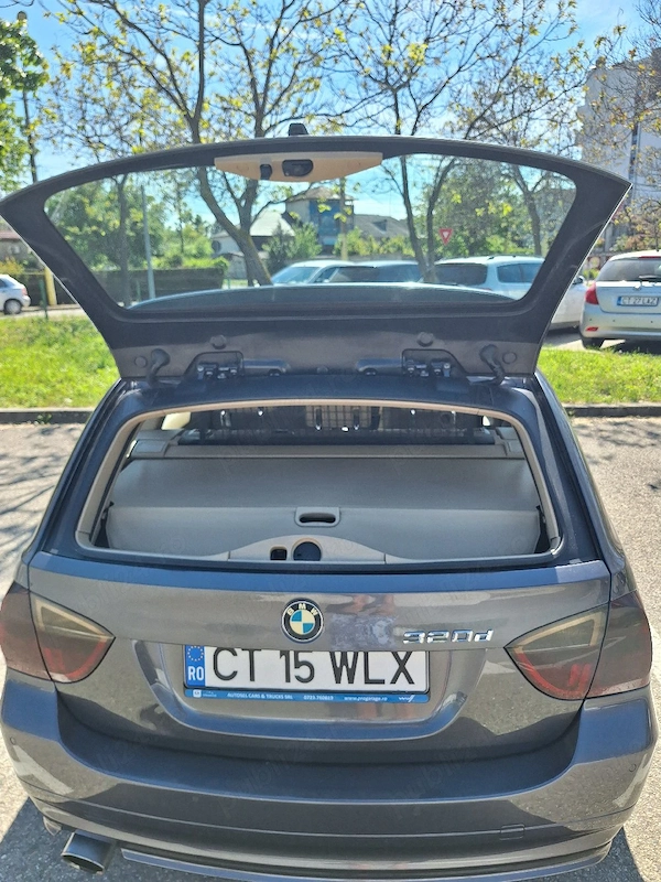 BMW 3 Series 2009 — imagine 3
