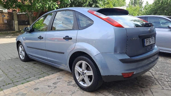 FORD Focus 2006 — imagine 6
