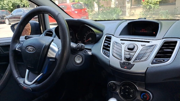 FORD Fiesta 2010 — imagine 8
