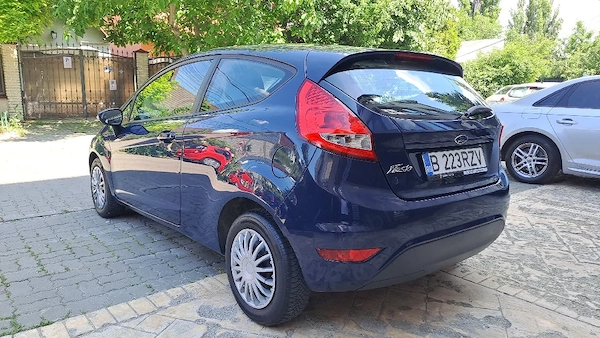 FORD Fiesta 2010 — imagine 2